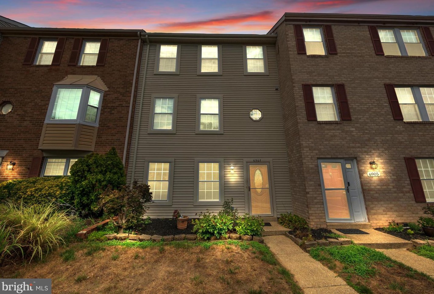 6907 Storch Cir, Lanham, MD 20706