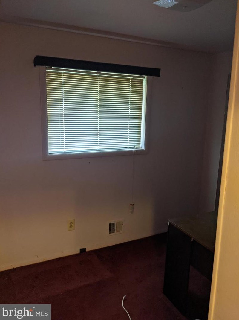 5410 Arnold Dr, Lanham, MD 20706