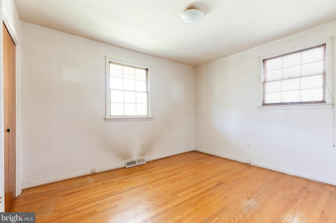 6117 Armor Dr, Clinton MD  20735-3411 exterior