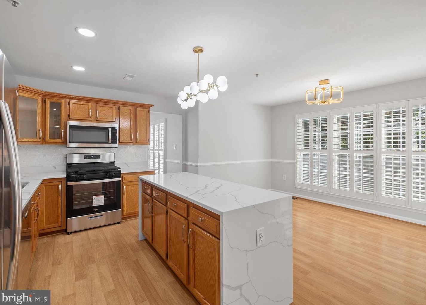 7505 Castle Rock Dr, Clinton MD 20735-1870 exterior