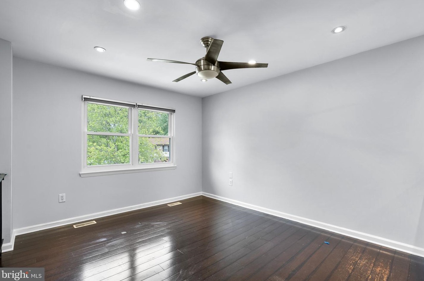 9709 Dalmatia Ct, Clinton, MD 20735