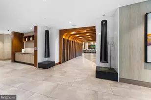 145 Riverhaven Dr, Oxon Hill, MD 20745 - Photo 2