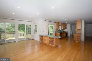 7913 Kara Ct, Greenbelt, MD 20770 - Photo 10