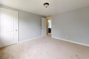 6940 Hawthorne St, Landover, MD 20785 - Photo 10