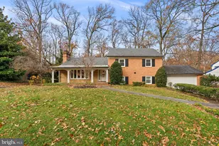 3804 Calverton Dr, Hyattsville, MD 20782 - Photo 2