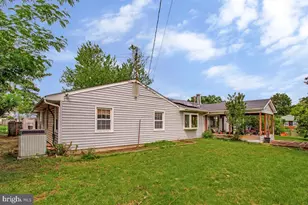 3900 Chapel Forge Dr, Bowie, MD 20715 - Photo 32