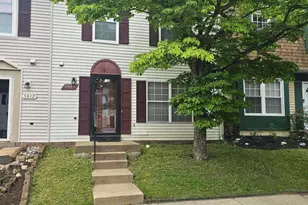 5814 Folgate Ct, Capitol Heights, MD 20743 - Photo 2