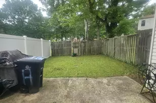 5814 Folgate Ct, Capitol Heights, MD 20743 - Photo 6