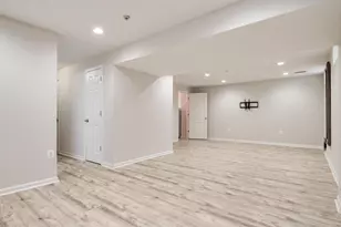 3716 Hill Park Dr, Temple Hills, MD 20748 - Photo 38