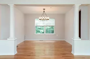 3716 Hill Park Dr, Temple Hills, MD 20748 - Photo 12