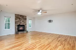 3716 Hill Park Dr, Temple Hills, MD 20748 - Photo 18