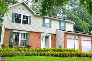 8307 Satinleaf Ct, Bowie, MD 20715 - Photo 2