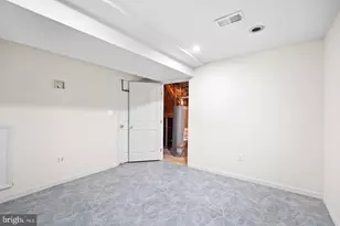 9807 Woodyard Cir, Upper Marlboro, MD 20772 - Photo 32