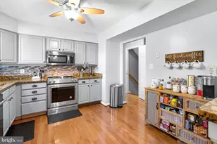 206 Royal Oak Cir, Landover, MD 20785 - Photo 10