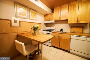 8677 Greenbelt Rd, Greenbelt, MD 20770 - Photo 6