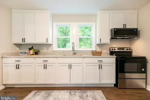 7409 Northern Ave, Glenn Dale, MD 20769 - Photo 10