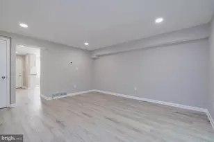 1842 Dutch Village, Landover, MD 20785 - Photo 16