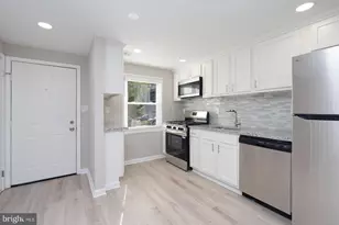 1842 Dutch Village, Landover, MD 20785 - Photo 4