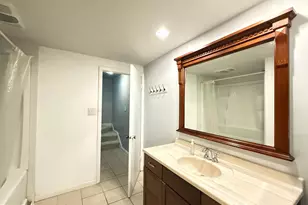 5938 Westchester Park Dr, College Park, MD 20740 - Photo 34