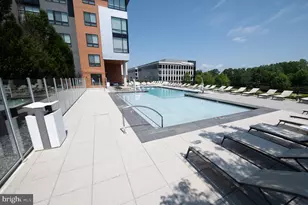 145 Riverhaven Dr, Oxon Hill, MD 20745 - Photo 16