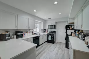 12805 Kendale Ln, Bowie, MD 20715 - Photo 18