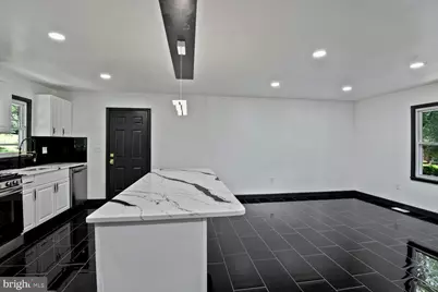 3604 Halloway N, Upper Marlboro, MD 20772 - Photo 8