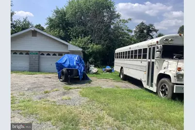 7814 Marlboro Pike, District Heights, MD 20747 - Photo 18