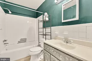 7302 Riverdale Rd, Lanham, MD 20706 - Photo 16