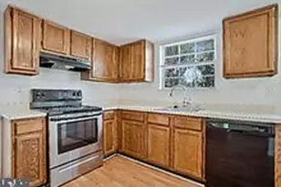 12202 Kingsford Ct, Bowie, MD 20721 - Photo 14