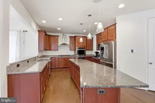 10008 Thomas Brooke Pl, Upper Marlboro, MD 20772 - Photo 18