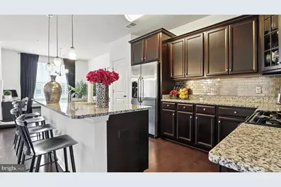 9405 Geaton Park Place, Lanham, MD 20706 - Photo 12