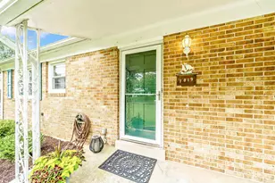 7019 Fitzpatrick Dr, Laurel, MD 20707 - Photo 2