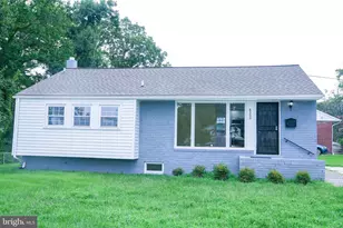 8300 Cathedral, New Carrollton, MD 20784 - Photo 24