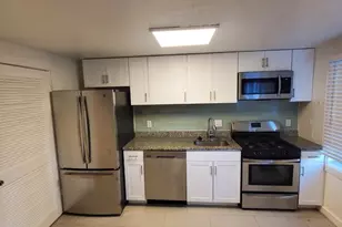 1909 Dutch Village Dr, Hyattsville, MD 20785 - Photo 16