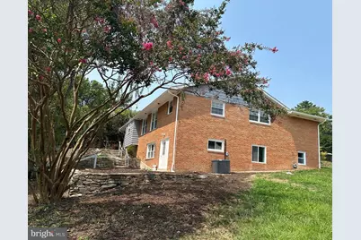 9226 Limestone Place, College Park, MD 20740 - Photo 6
