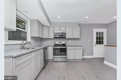 9226 Limestone Place, College Park, MD 20740 - Photo 4