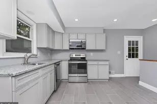 9226 Limestone Pl, College Park, MD 20740 - Photo 4