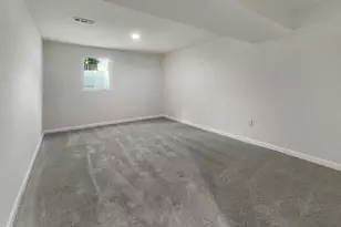 1715 Calais Ct, Oxon Hill, MD 20745 - Photo 24