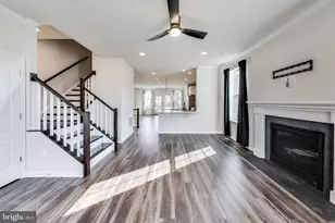 2530 Lanham Hill Cir, Upper Marlboro, MD 20774 - Photo 6