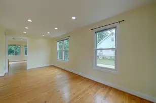 4909 Fox St, College Park, MD 20740 - Photo 8