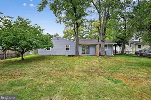 4027 Chelmont Ln, Bowie, MD 20715 - Photo 4