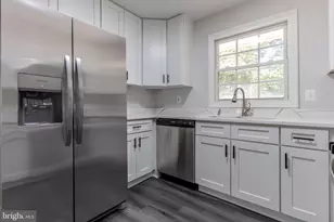 9900 Quiet Glen Ct, Upper Marlboro, MD 20774 - Photo 12