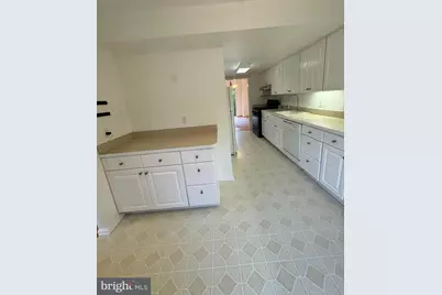 5944 Westchester Park Drive, College Park, MD 20740 - Photo 4