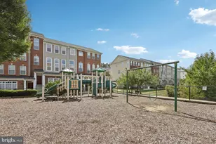 900 Pine Forest Ln, Upper Marlboro, MD 20774 - Photo 28