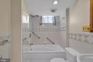 6812 Pepper St, Capitol Heights, MD 20743 - Photo 30