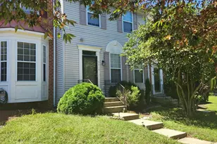 9613 Quiet Brook Ln, Clinton, MD 20735 - Photo 2