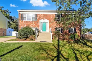 8136 Comet Dr, Fort Washington, MD 20744 - Photo 1