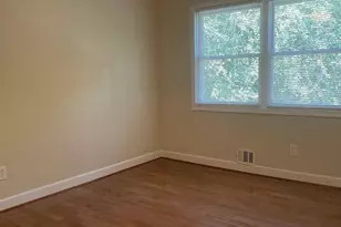 5102 Glassmanor Dr, Oxon Hill, MD 20745 - Photo 24