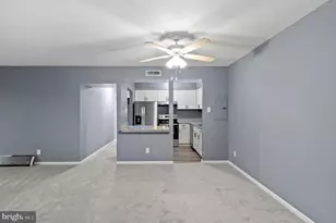 10121 Prince Pl, Upper Marlboro, MD 20774 - Photo 6