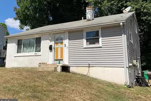 506 Barrymore Dr, Oxon Hill, MD 20745 - Photo 2